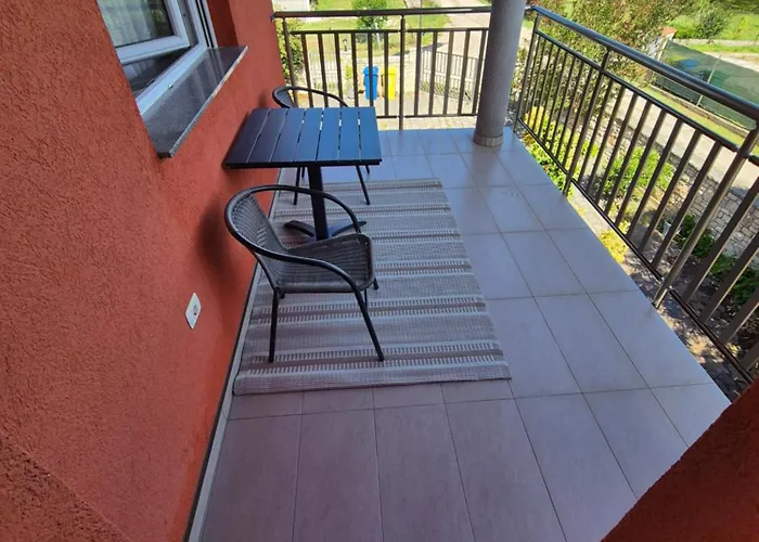 2 In Marica