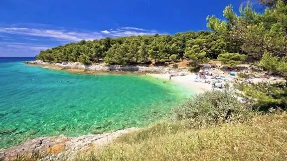 2 In Marica Pula